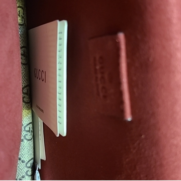 GG Supreme Canvas Bag - Picture 4 of 5